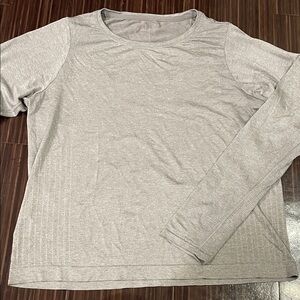 All in Motion Gray Long Sleeve Top